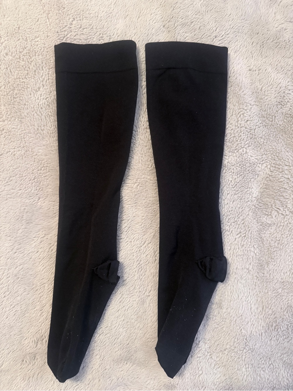 Girls Black Knee-High Tights with Bow Detail (Size 4)